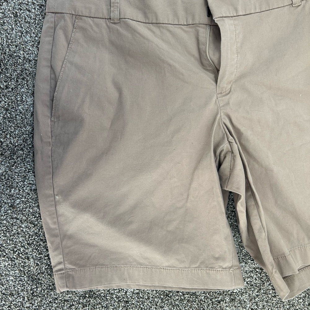 Tan short - Picture 3 of 5